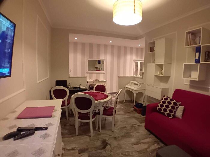 Appartamento bilocale in affitto in Via Val di Sole, Vigentino Fatima, Milano