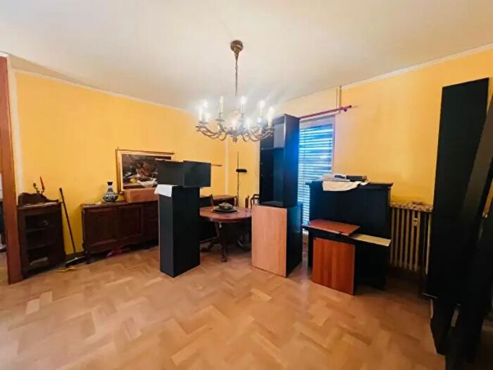 Appartamento quadrilocale in vendita in Via Porta Romana, Asti
