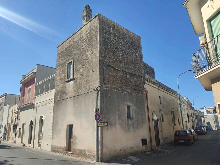 Casa quadrilocale in vendita in Sanarica