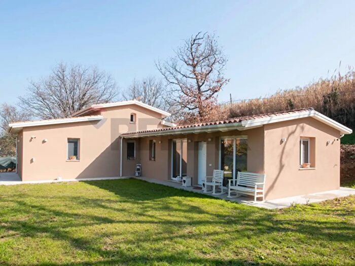 Casa con 8 locali in vendita in Strada del Morignano a, Senigallia