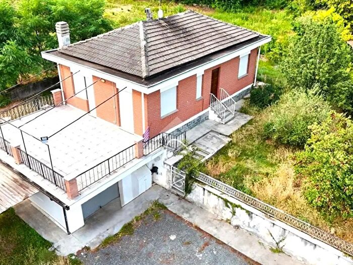 Casa quadrilocale in vendita in Via Musine', Giaveno