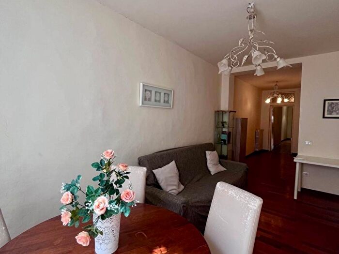 Appartamento quadrilocale in affitto in Borgo Ognissanti Il Prato, Firenze