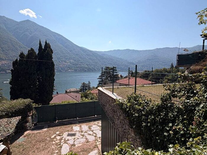 Appartamento bilocale in affitto in Laglio