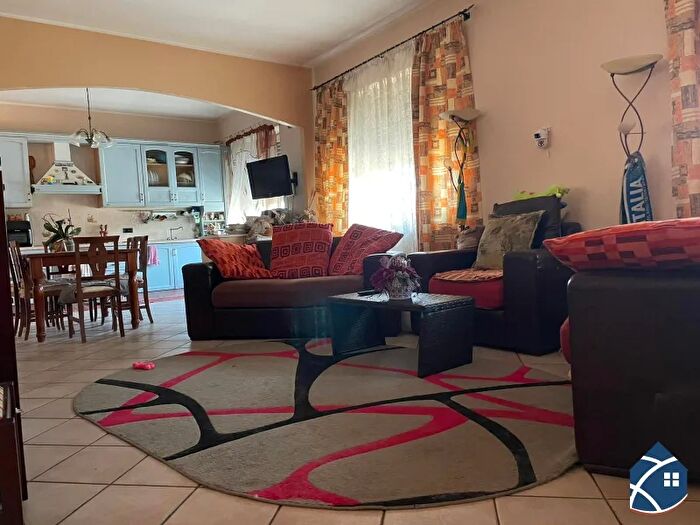 Appartamento trilocale in vendita in Bricherasio Piazzale Cappella Moreri, Bricherasio