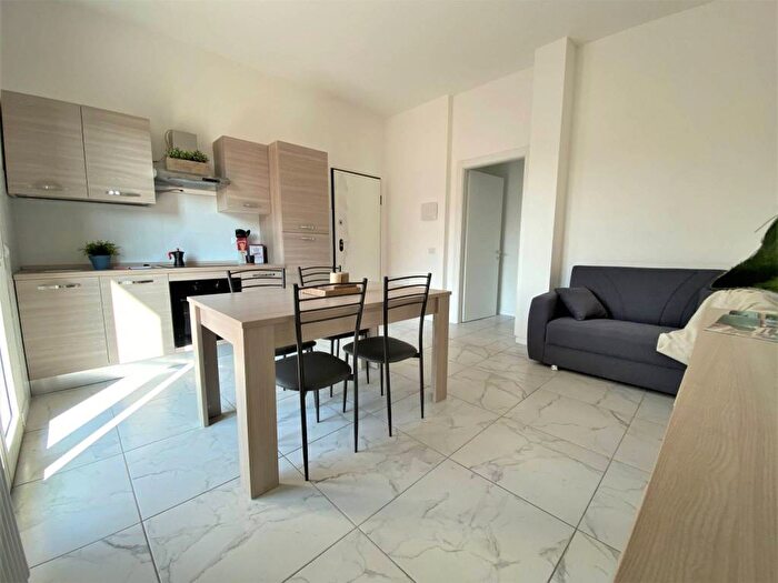 Appartamento trilocale in affitto in Via Pelacano, San Benedetto, Forlì