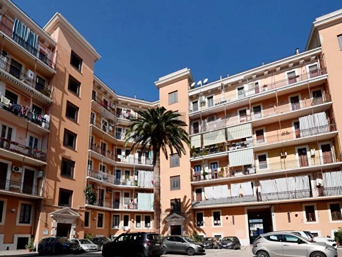 Appartamento quadrilocale in vendita in Corso Vittorio Veneto, Bari
