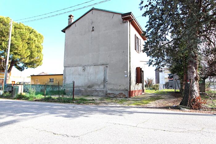 Casa trilocale in vendita in Via Passo Corelli Cesena, Cesena