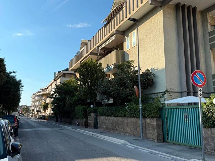 Appartamento trilocale in affitto in Via delle Driadi, Centro, Francavilla al Mare