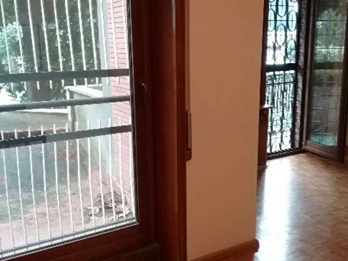 Appartamento con 5 locali in affitto in Viale dellUmanesimo, Eur, Roma