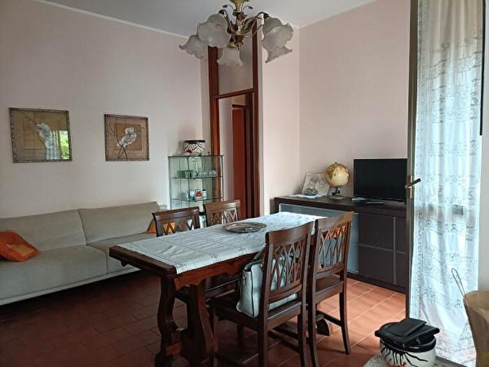 Appartamento trilocale in vendita in Via Filippo Corridoni, Asti