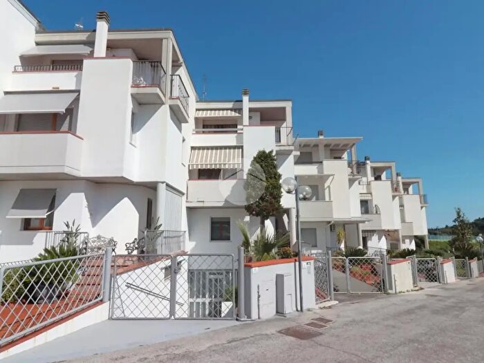Casa con 7 locali in vendita in Via San Tommaso dAquino, Grottammare