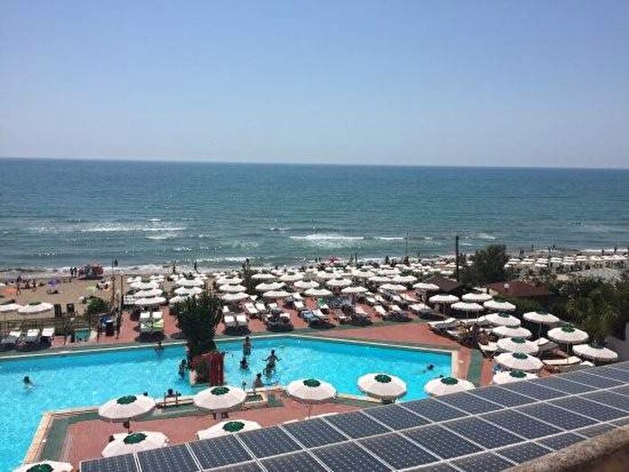 Appartamento trilocale in affitto in Lungomare Celeste, Lavinio Mare, Anzio