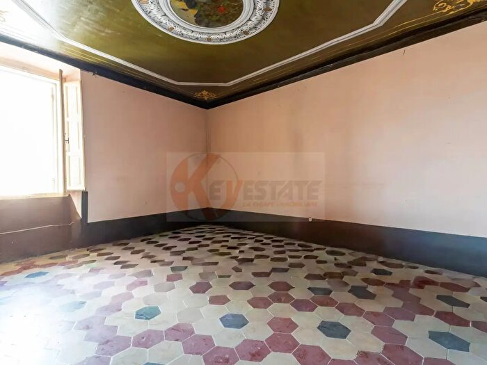 Casa con 8 locali in vendita in Piazza Marconi, Nughedu Di San Nicolo