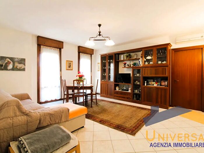 Appartamento quadrilocale in vendita in Via Giacomo Matteotti, Cadoneghe