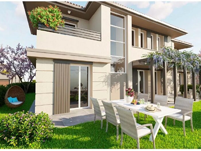 Casa quadrilocale in vendita in Vicolo Salgari, Zola Predosa