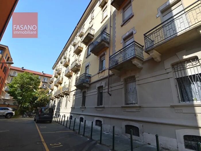 Appartamento trilocale in affitto in Via Revello, Torino