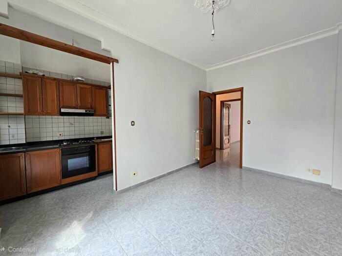 Appartamento bilocale in affitto in Via Gian Antonio Momo, Centro, Chivasso