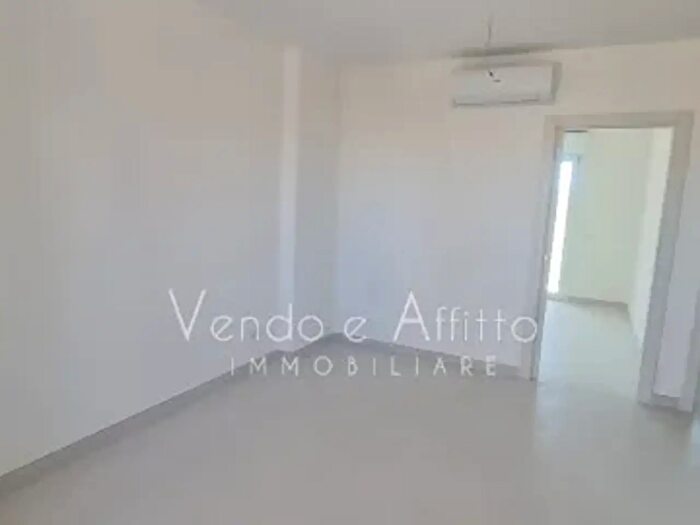 Appartamento trilocale in vendita in Montenero Di Bisaccia