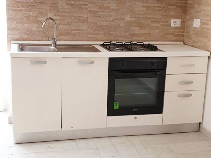 Appartamento bilocale in affitto in Via dei Bonzagna, Giardinetti, Roma