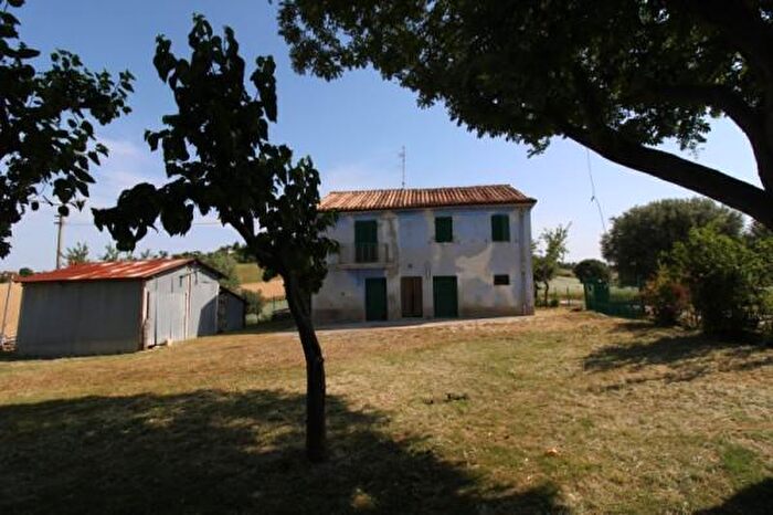 Casa con 5 locali in vendita in Via Castagna, Belvedere Ostrense