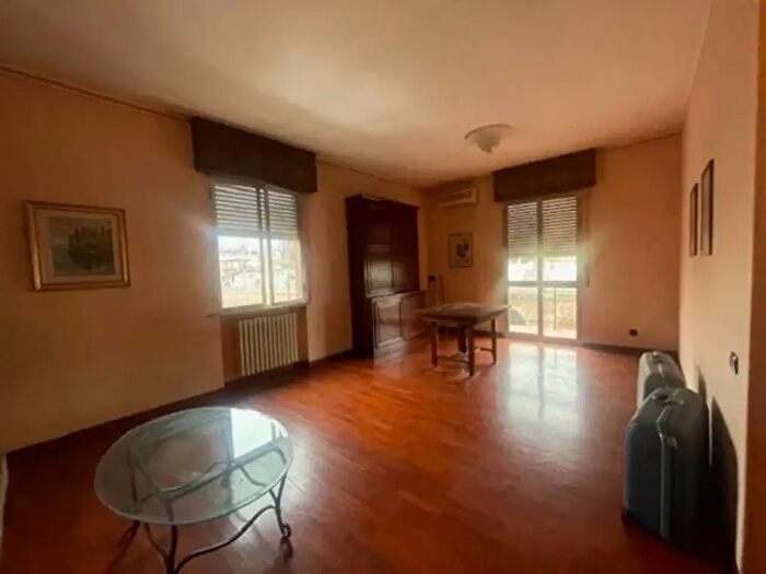 Appartamento con 5 locali in vendita in Sassuolo