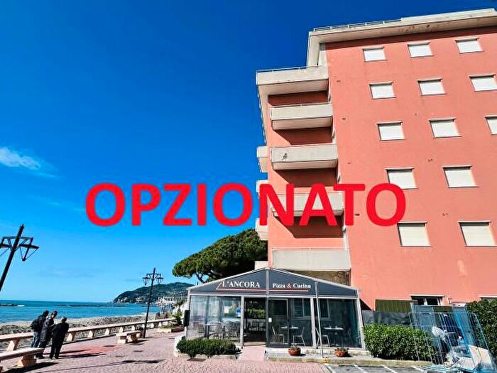 Appartamento trilocale in vendita in Lungomare delle Nazioni, San Bartolomeo Al Mare