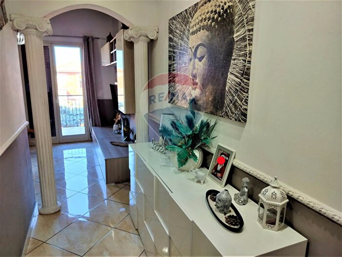 Appartamento con 5 locali in vendita in Via dei Tulipani, Misterbianco