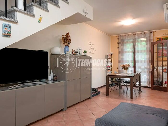 Casa quadrilocale in vendita in Via Amos Zanibelli, Reggio Emilia