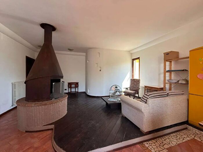 Appartamento quadrilocale in vendita in Tordibetto, Assisi