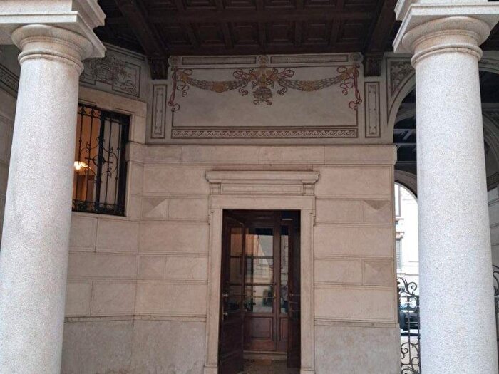 Appartamento con 6 locali in affitto in Via Lorenzo Mascheroni, Pagano, Milano