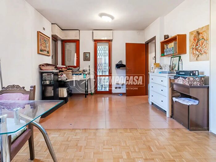 Appartamento monolocale in vendita in Via Giuseppe Candiani, Milano
