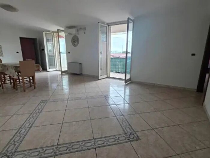 Appartamento quadrilocale in vendita in Via Carlo Tirone, Brusciano