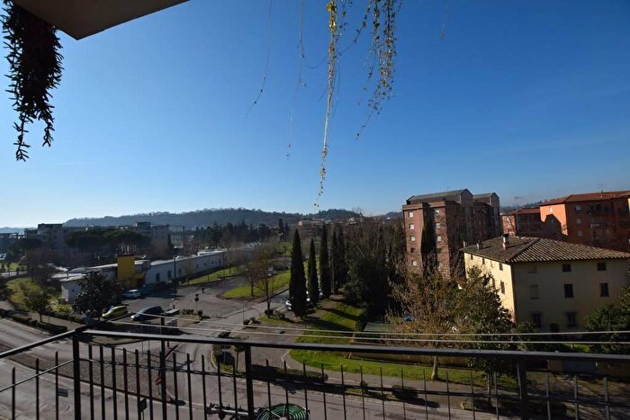 Appartamento trilocale in vendita in Poggibonsi