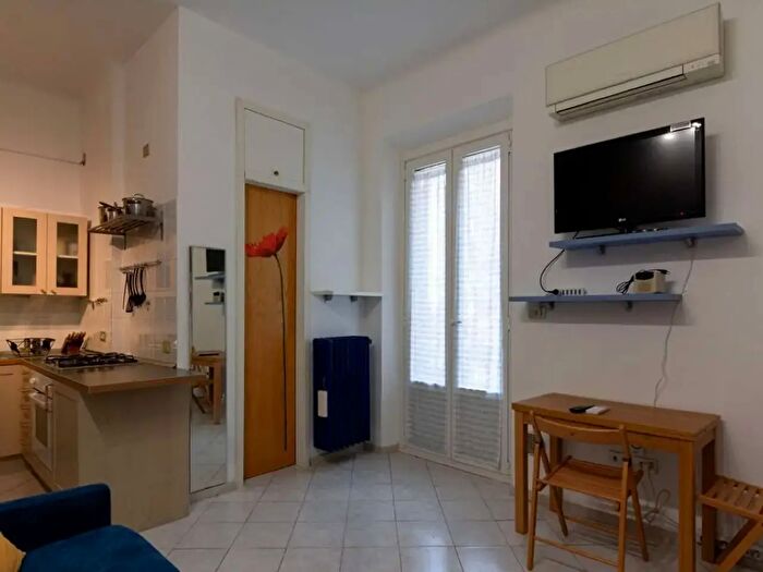 Appartamento monolocale in affitto in Via Antonio Mambretti, Milano