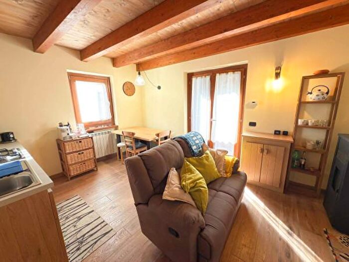 Appartamento trilocale in affitto in Via Clef, Aprica