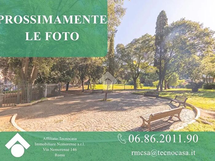 Appartamento bilocale in vendita in Via Fibreno, Roma