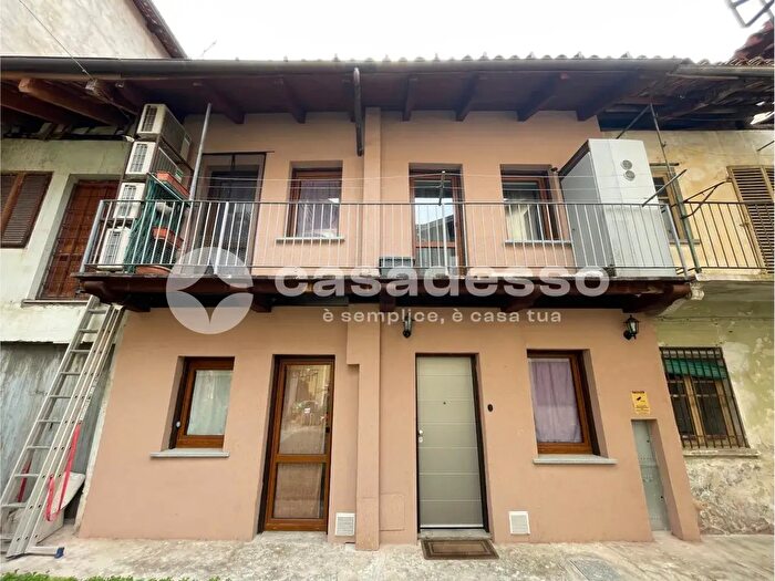 Casa quadrilocale in vendita in Via Palestro, Rivarolo Canavese