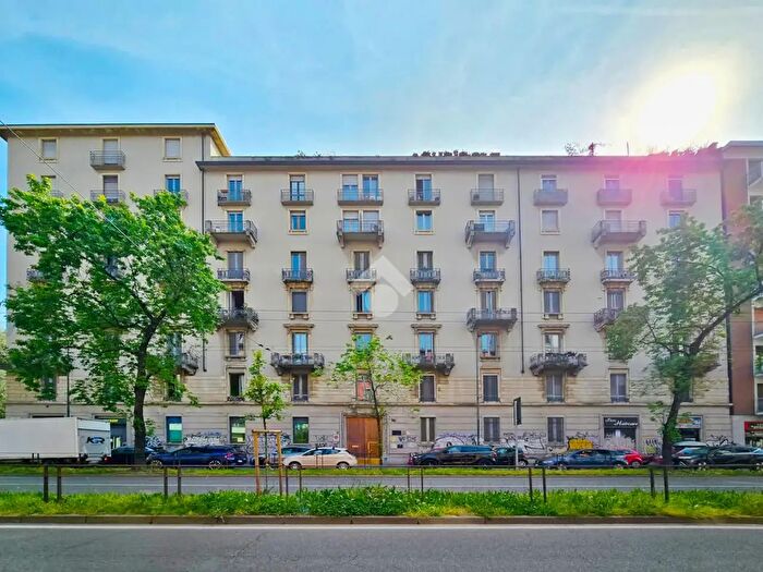 Appartamento bilocale in vendita in Viale Stelvio, Milano