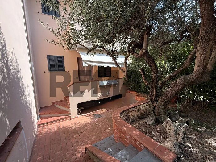Casa con 5 locali in vendita in Via Eugenio Curriel, Castelfiorentino