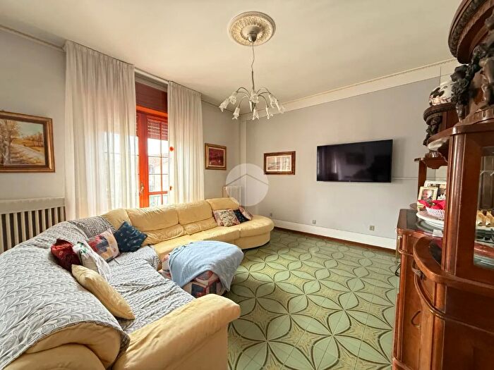 Appartamento trilocale in vendita in Via Roma, Mairano