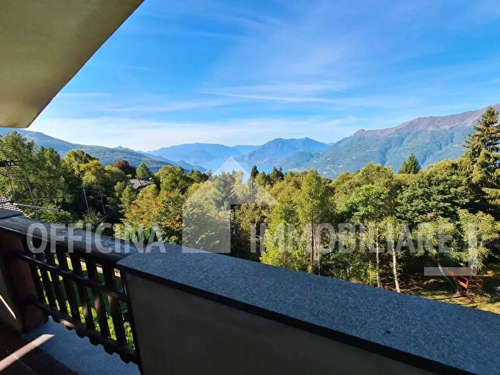 Casa con 6 locali in vendita in Sueglio