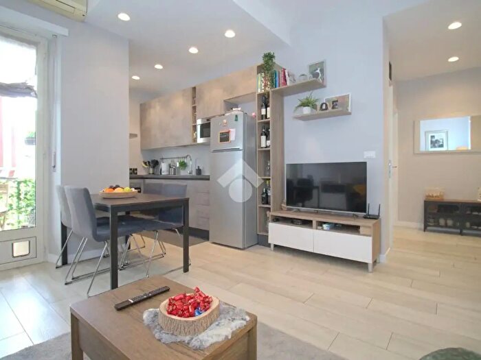 Appartamento bilocale in vendita in Via Francesco De Sanctis, Torino