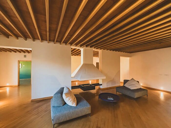 Appartamento con 9 locali in vendita in Via Giuseppe Palanca, Orbetello