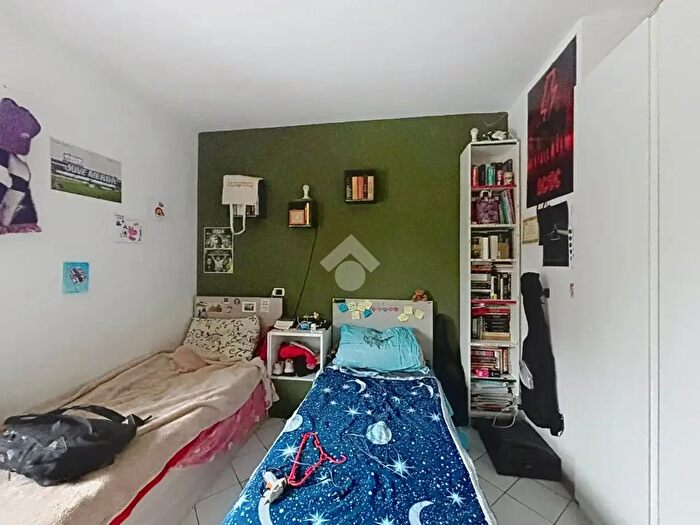 Appartamento con 5 locali in vendita in Via Emilio Alessandrini, Cascina