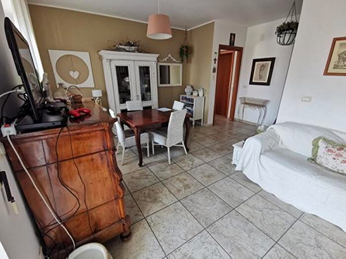 Appartamento quadrilocale in affitto in Viale Alberto Sordi, Lecce