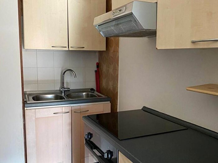 Appartamento trilocale in affitto in Via Cesare Battisti, Santa Sofia Altinate, Padova