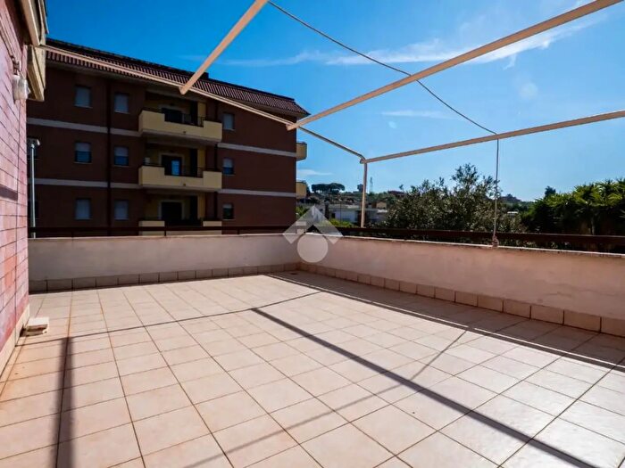 Appartamento bilocale in vendita in Via del Brennero, Fonte Nuova