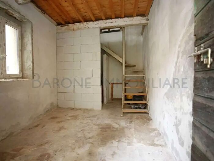 Appartamento trilocale in vendita in Via Gori, Montignoso