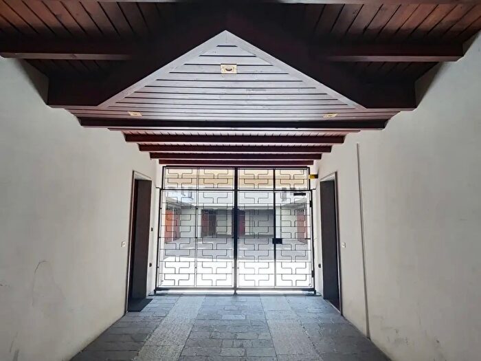 Appartamento trilocale in vendita in Via X Giugno, Piacenza