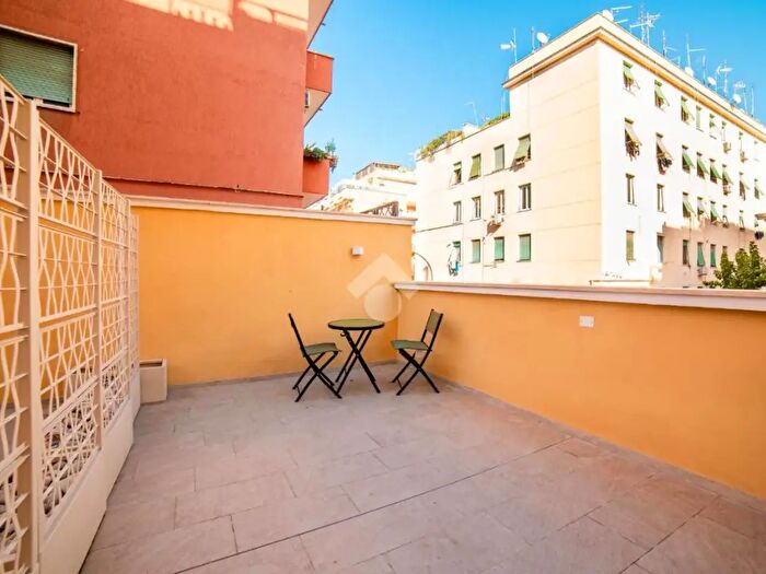 Appartamento bilocale in vendita in Circonvallazione Gianicolense, Roma